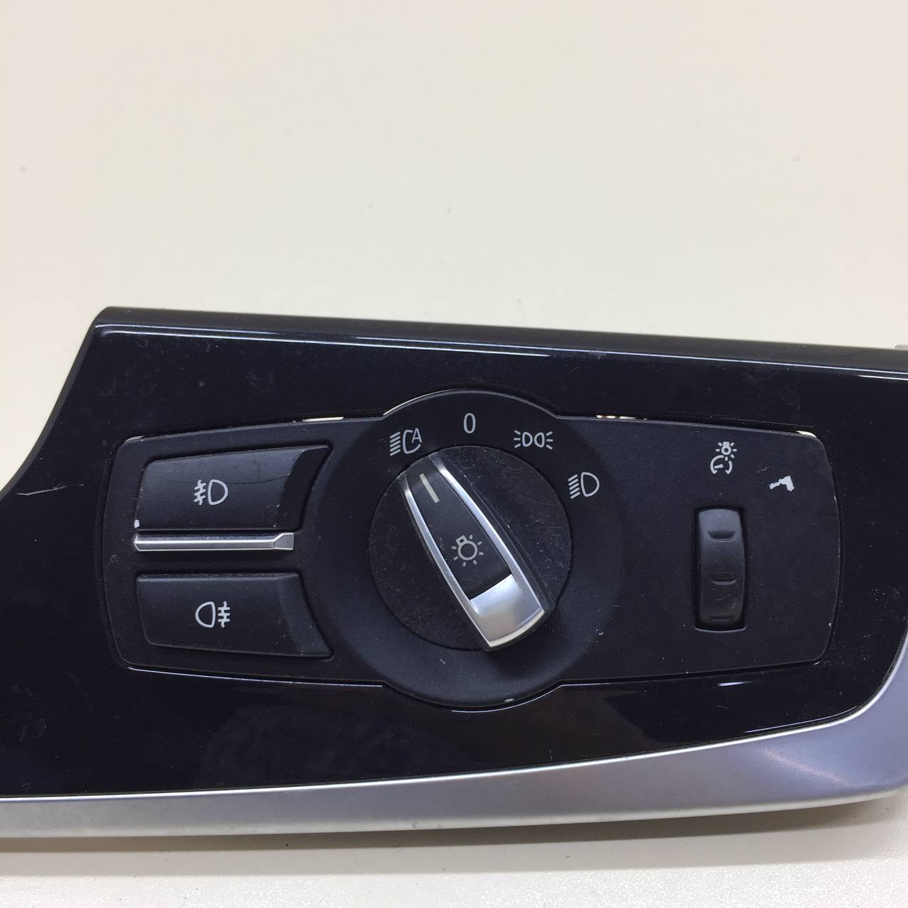 Переключатель света фар BMW 5-series F10/F11 2009-2016