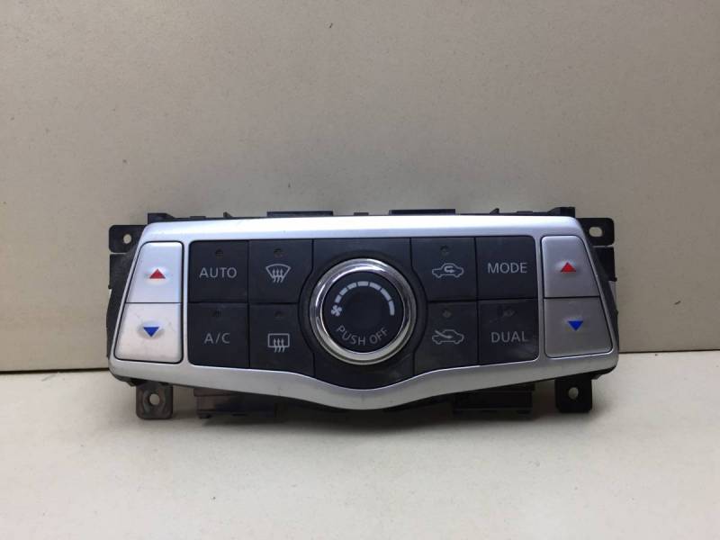 Блок управления климатической установкой Nissan Teana J32 2008-2013