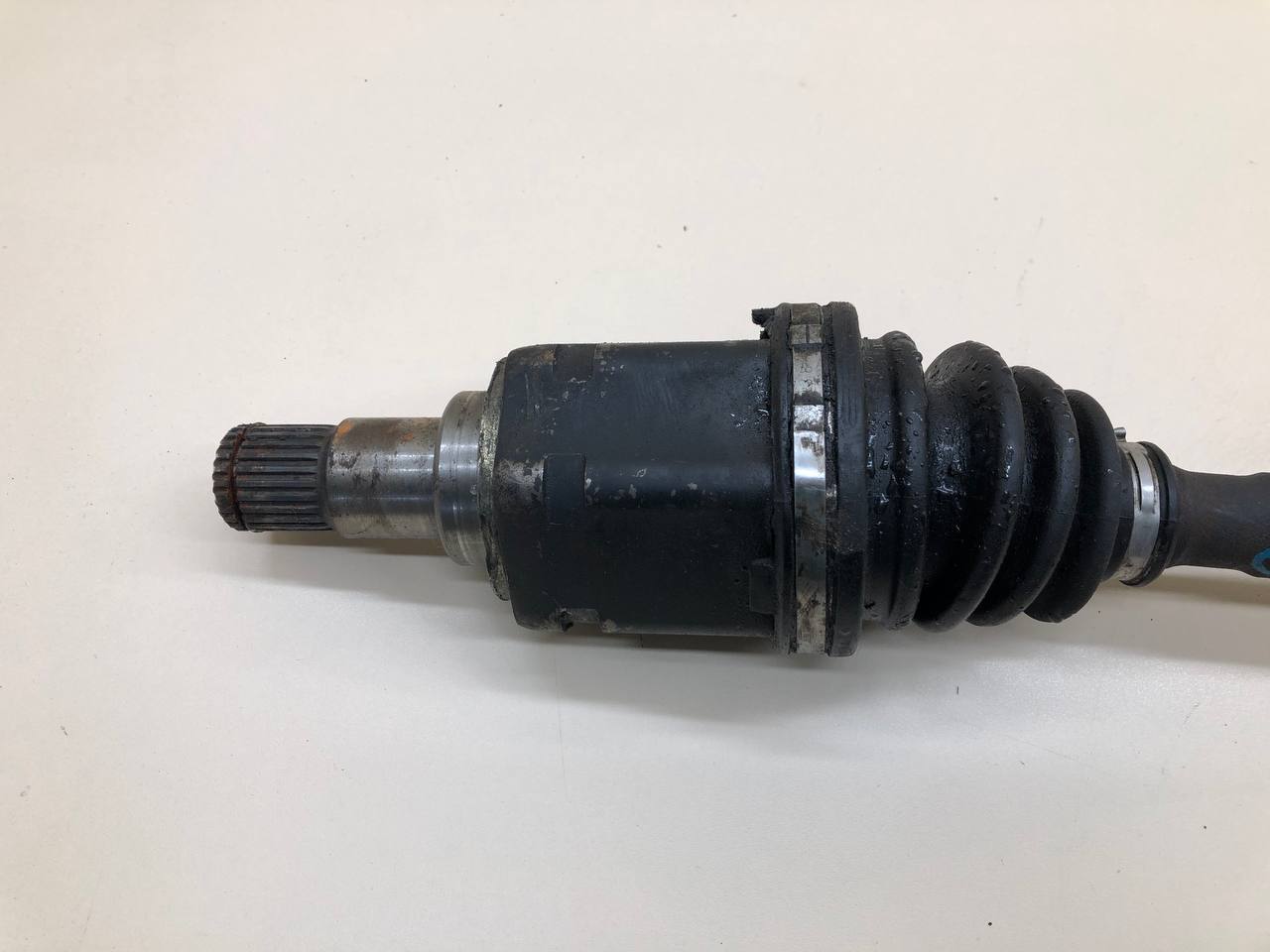 Полуось передняя левая Toyota Camry (XV40) 2006-2011 Полуось передняя левая Toyota Camry (XV40) 2006-2011