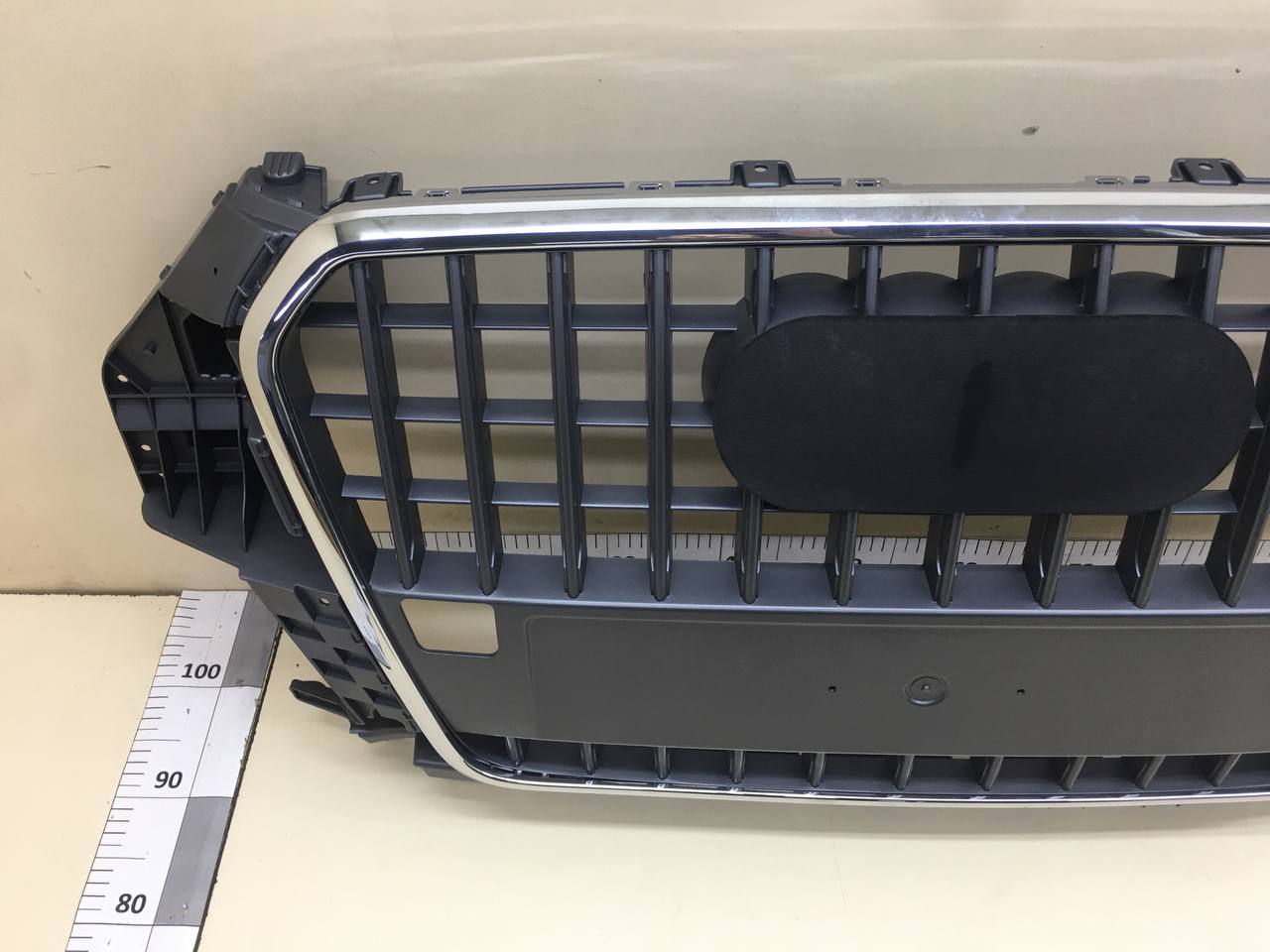 Решетка радиатора Audi Audi Q3 (8U) 2012>