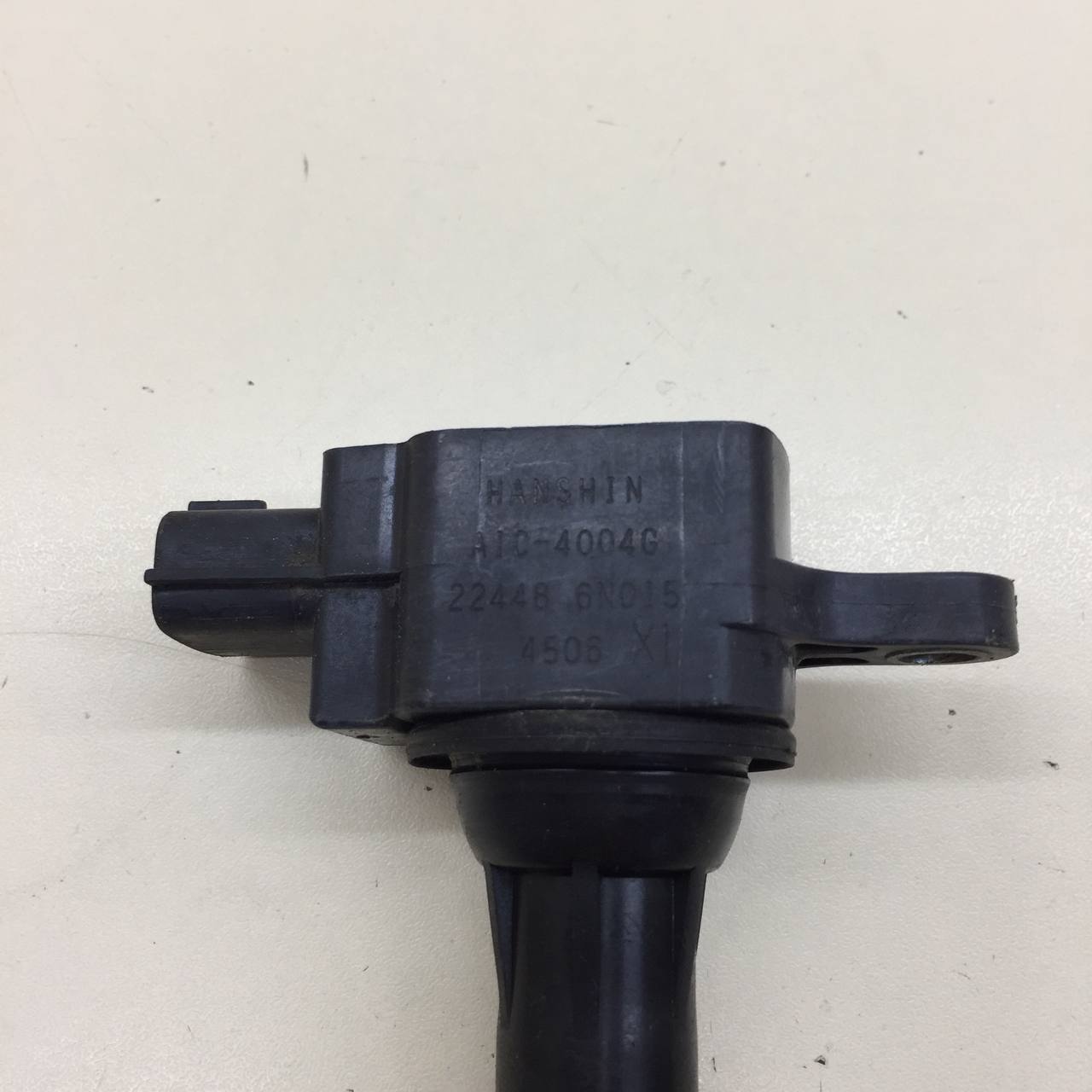 Катушка зажигания Nissan Almera (N16) 2000-2006