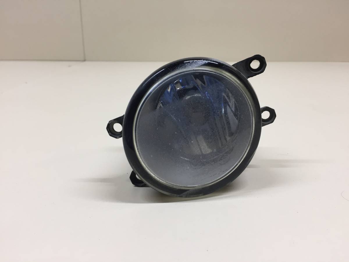 Фара противотуманная правая Toyota Camry (V40) 2006-2011