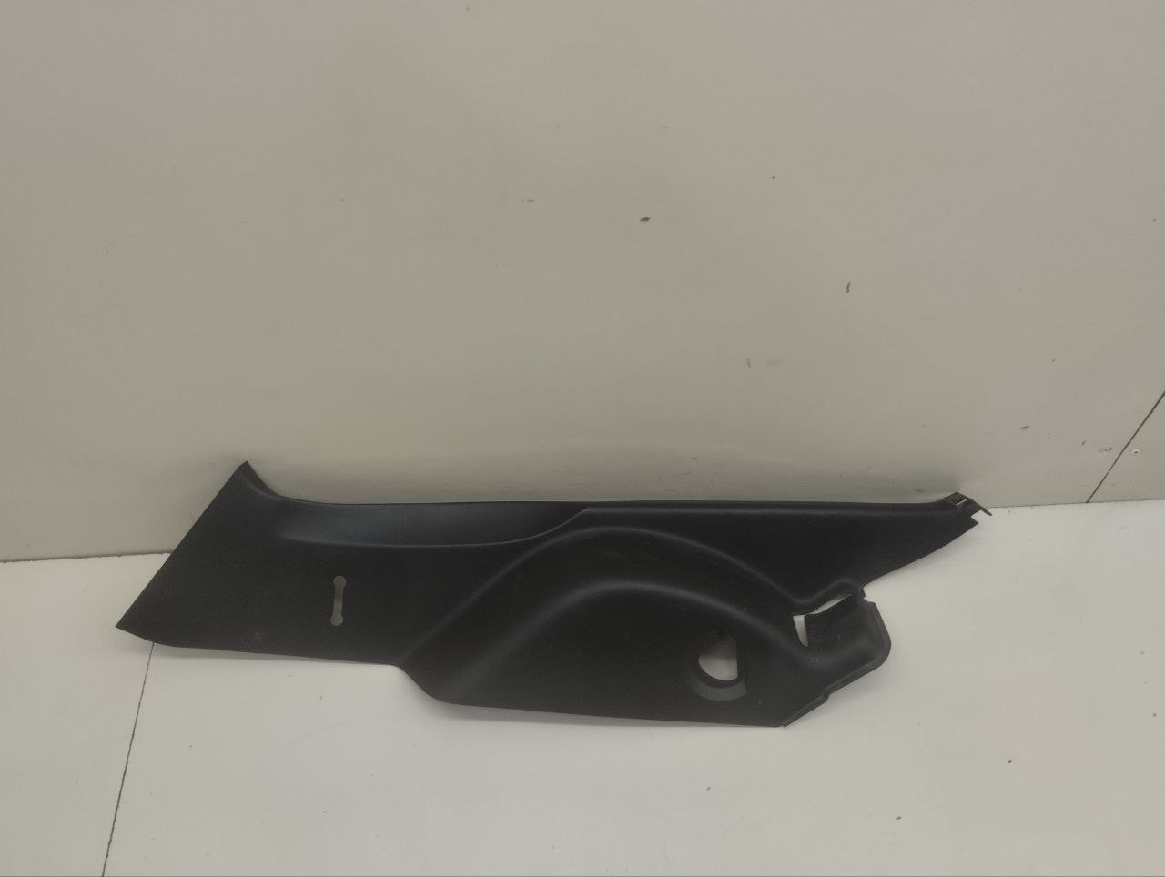 Обшивка стойки Toyota Auris (E150) 2006-2012