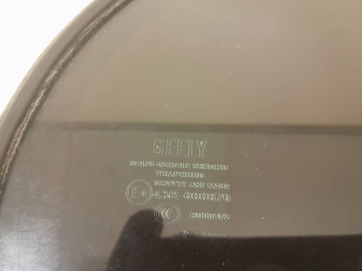 Стекло двери задней правой (форточка) Geely Emgrand EC7 2008>