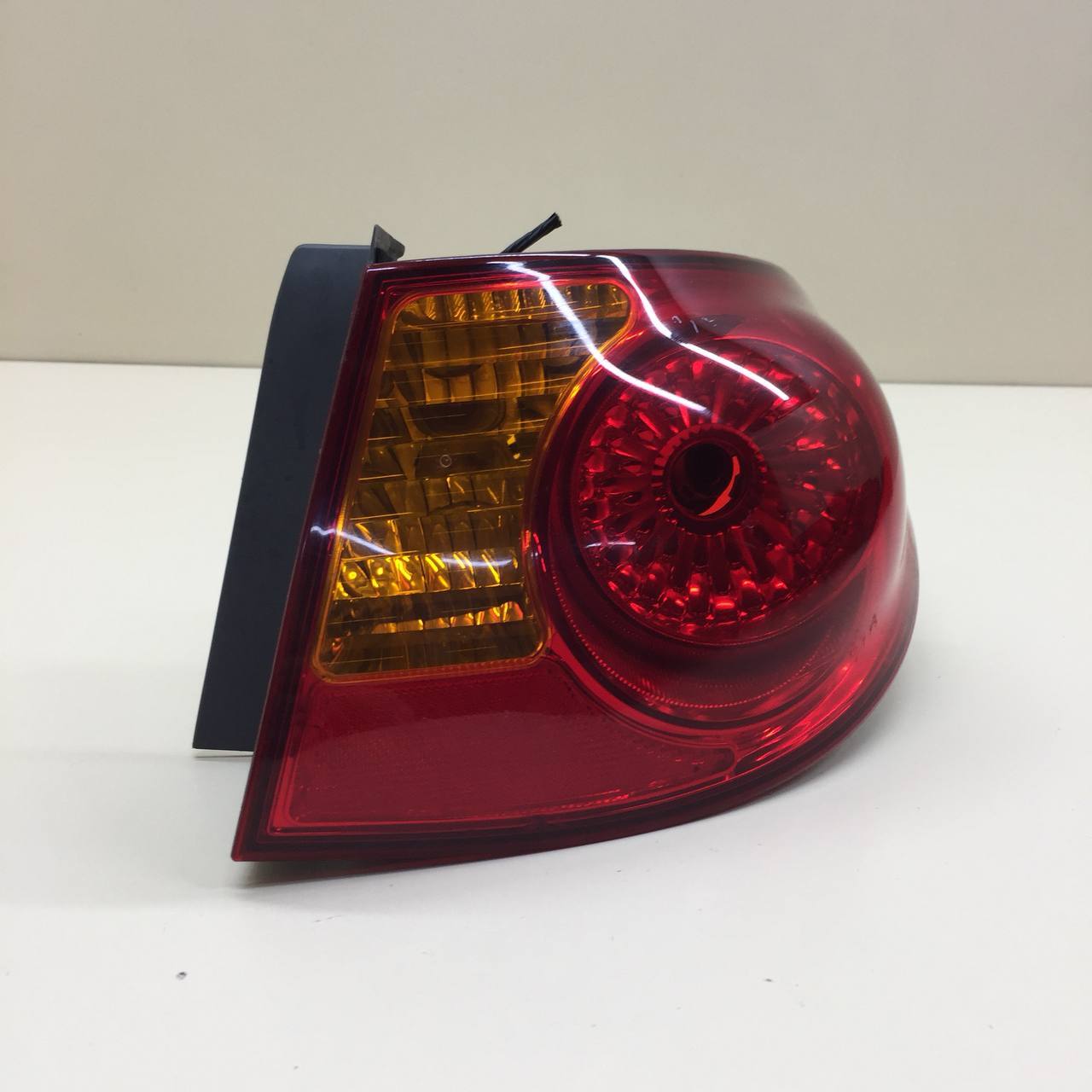 Фонарь задний наружный правый Hyundai Elantra (HD) 2006-2010