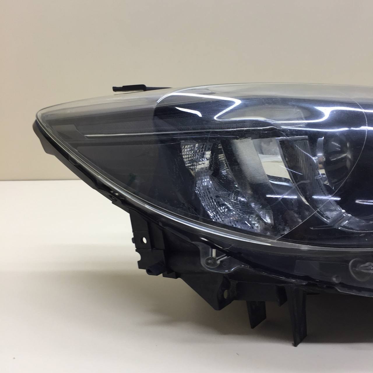 Фара правая Mazda CX-5 (KE) 2011-2017 Фара правая Mazda CX-5 (KE) 2011-2017