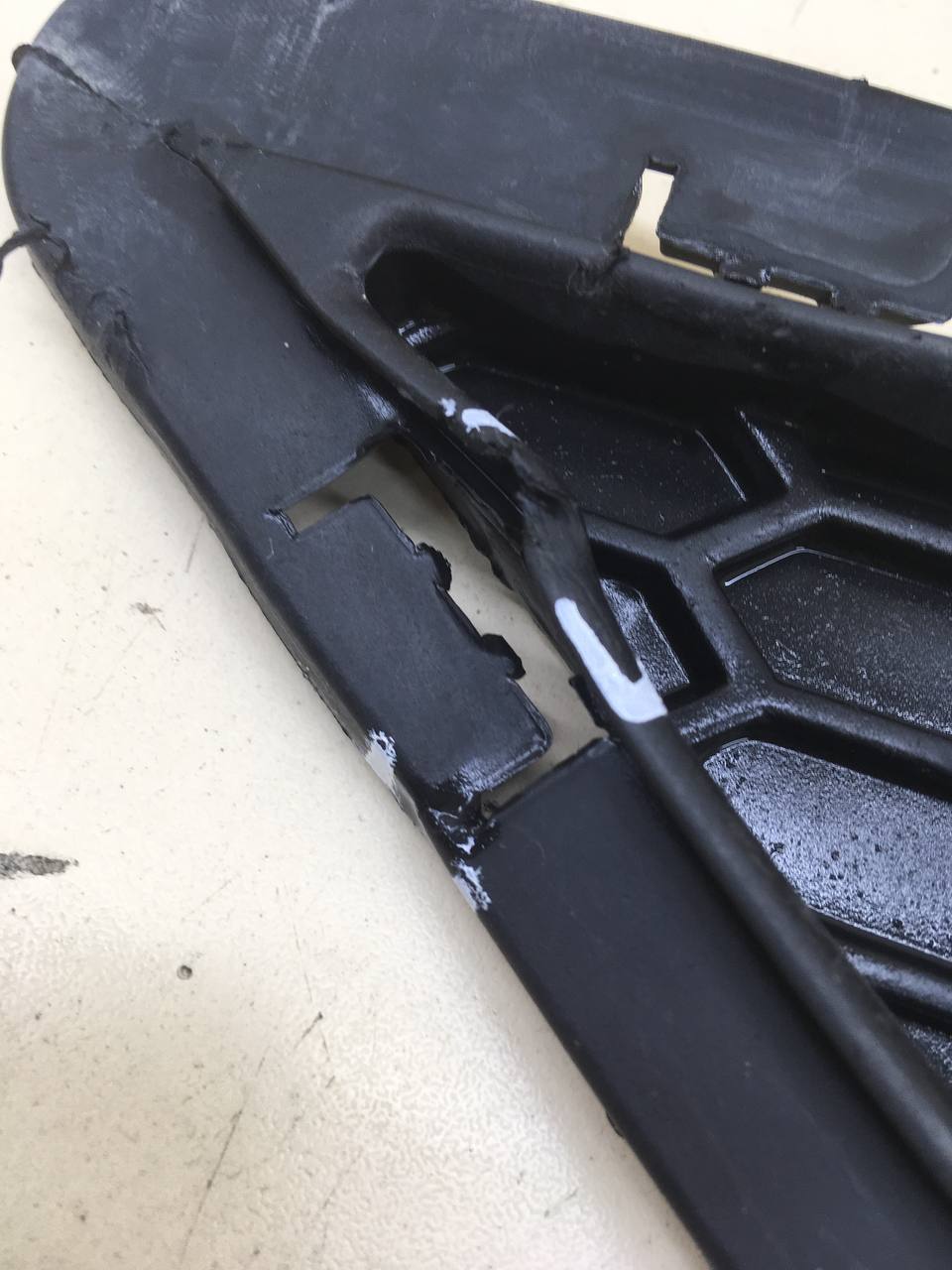 Решетка в бампер центральная Hyundai Tucson (TL) 2015-2021