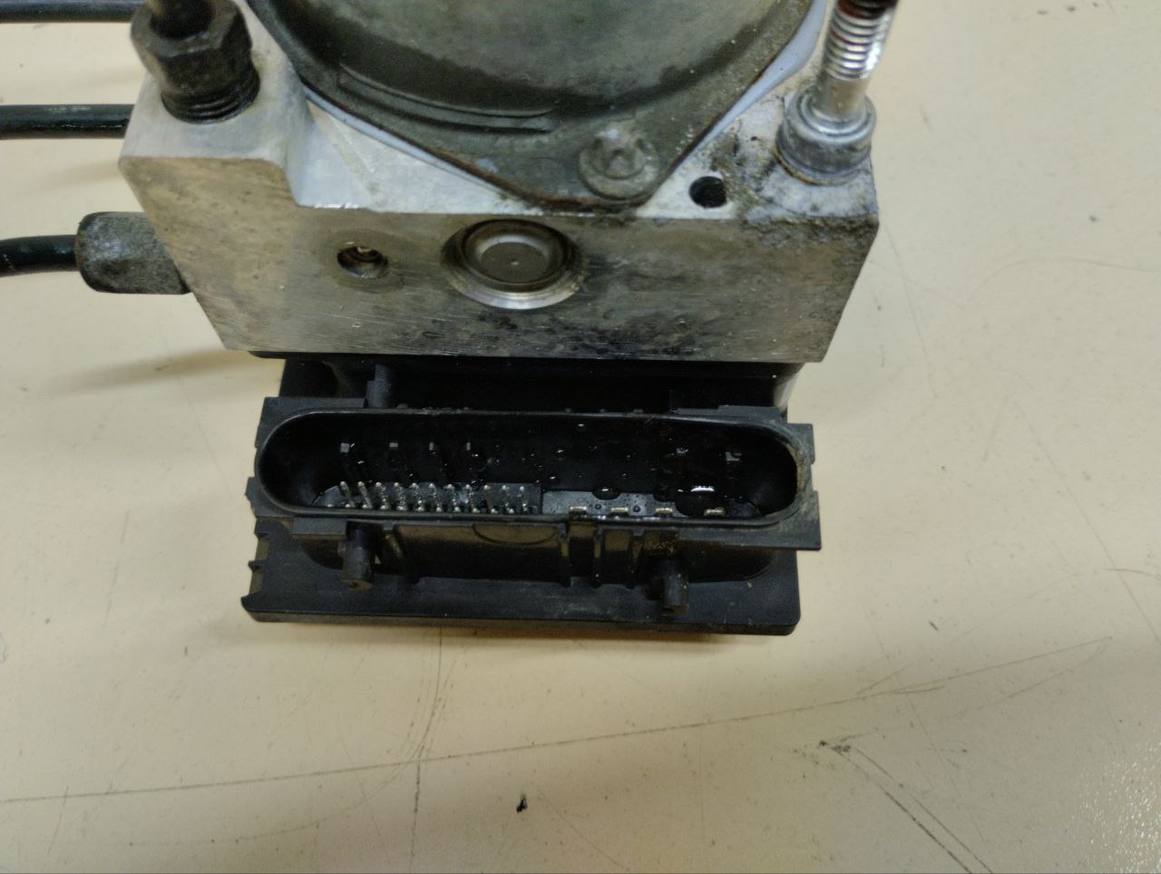 Блок ABS (насос) Toyota Auris (E150) 2006-2012 Блок ABS (насос) Toyota Auris (E150) 2006-2012