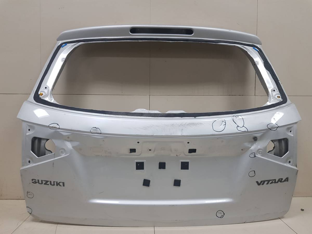 Дверь багажника Suzuki Vitara 2015>