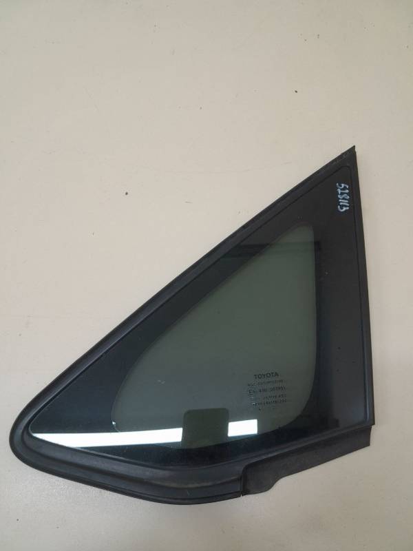Стекло кузовное глухое левое Toyota Auris (E150) 2006-2012