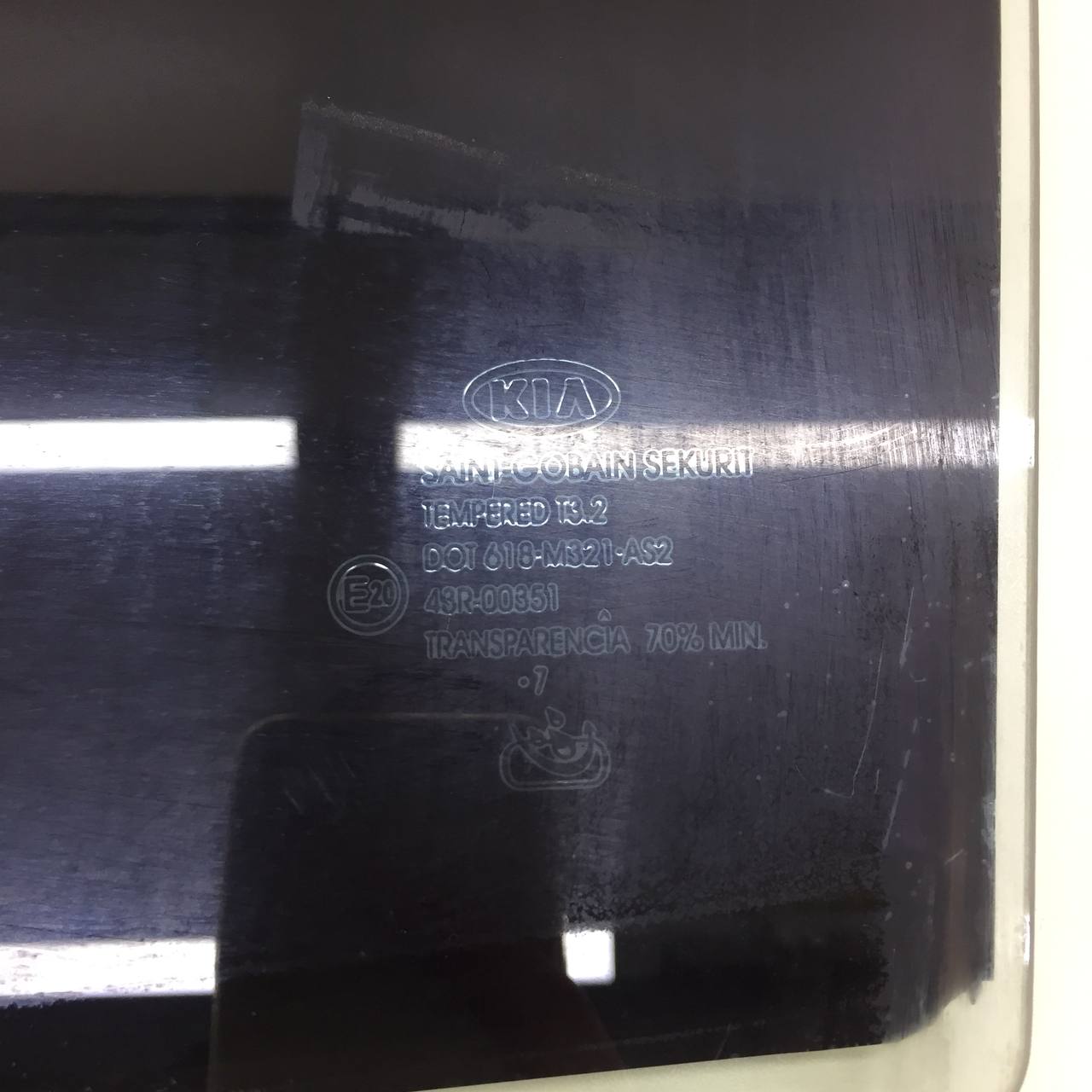 Стекло двери задней левой Kia Ceed (ED) 2007-2012 Стекло двери задней левой Kia Ceed (ED) 2007-2012