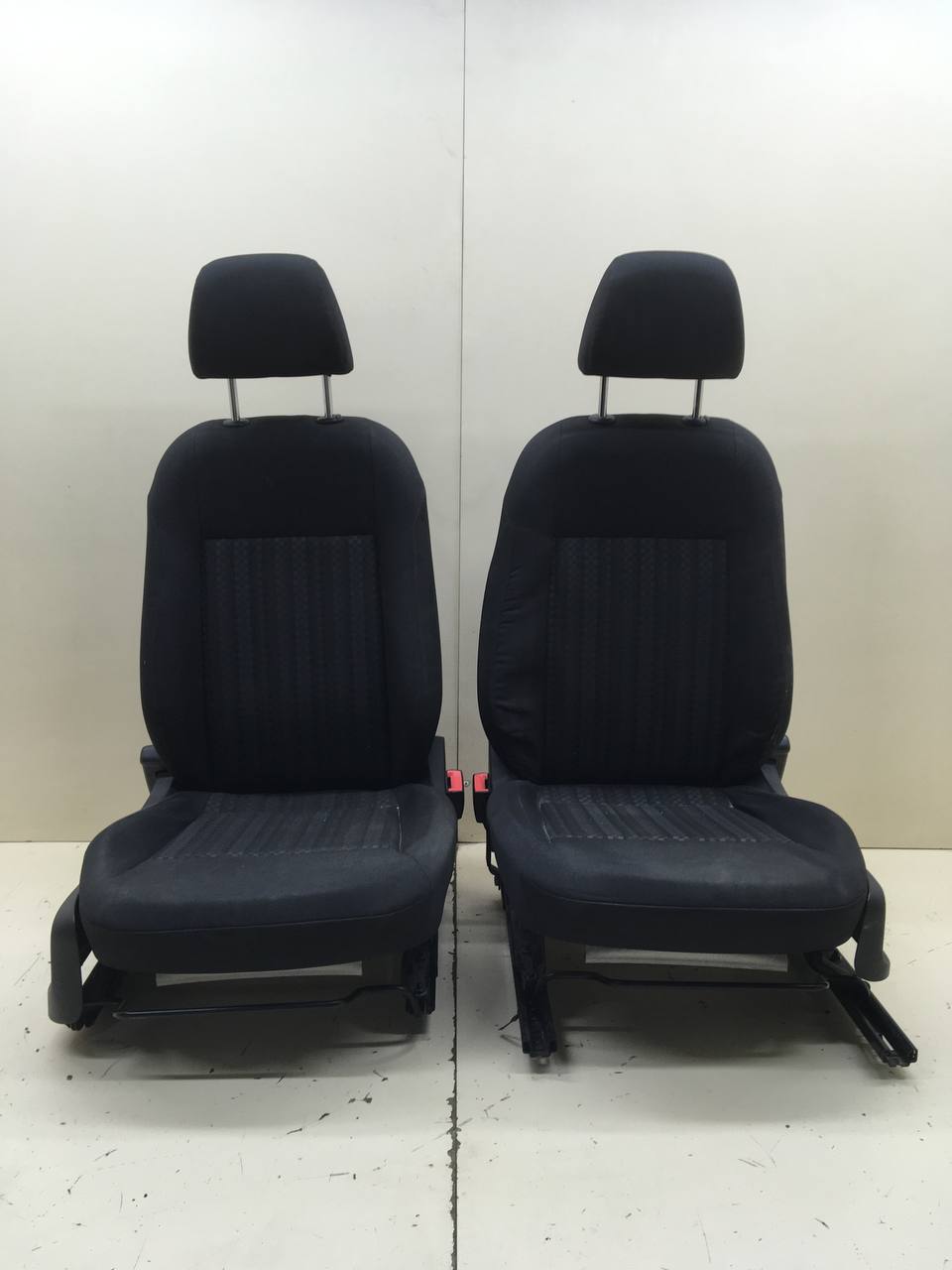 Сиденье (комплект) Volkswagen Polo (MK5) 2011-2020 Сиденье (комплект) Volkswagen Polo (MK5) 2011-2020