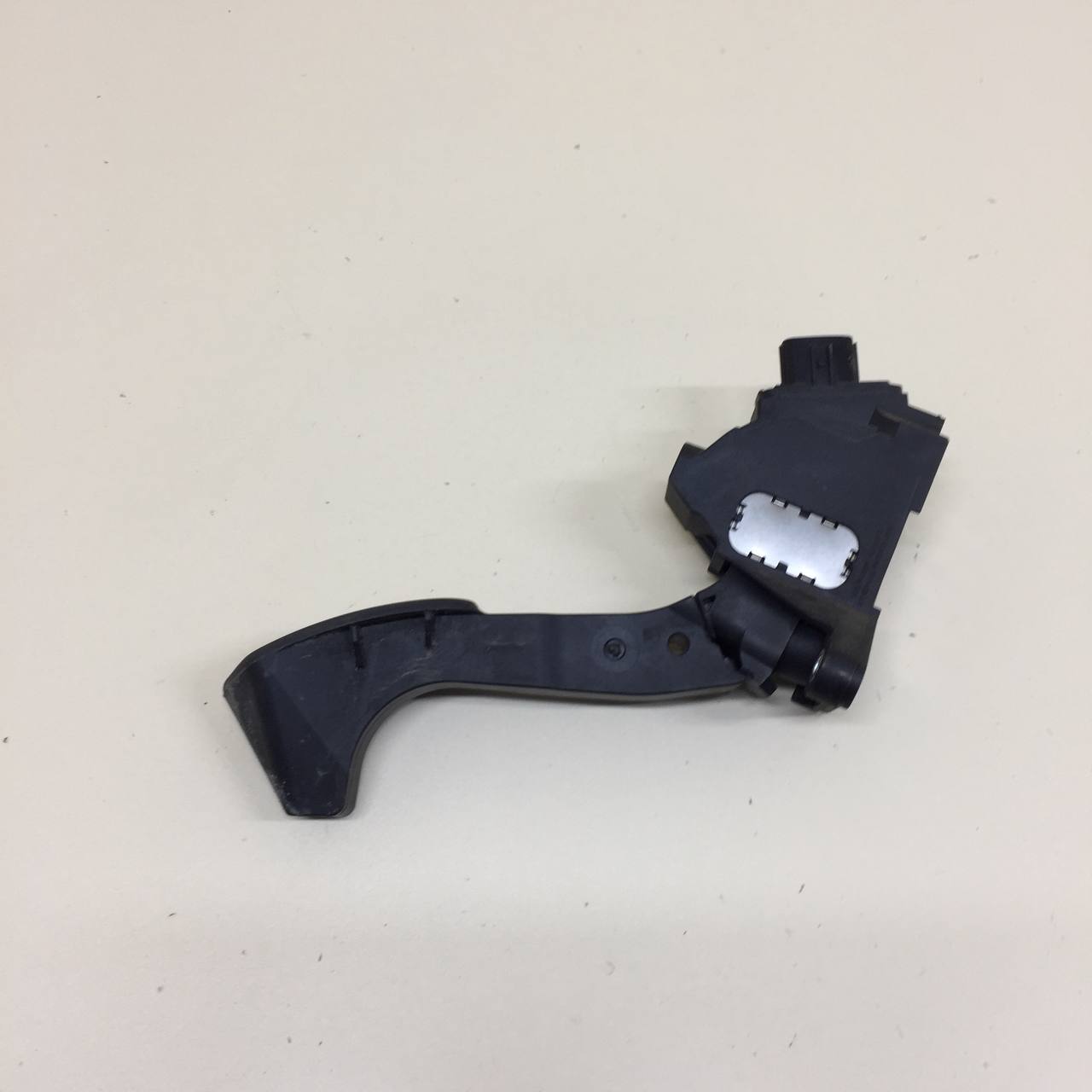 Педаль газа Lexus NX 200 (Z10) 2014-2021 Педаль газа Lexus NX 200 (Z10) 2014-2021