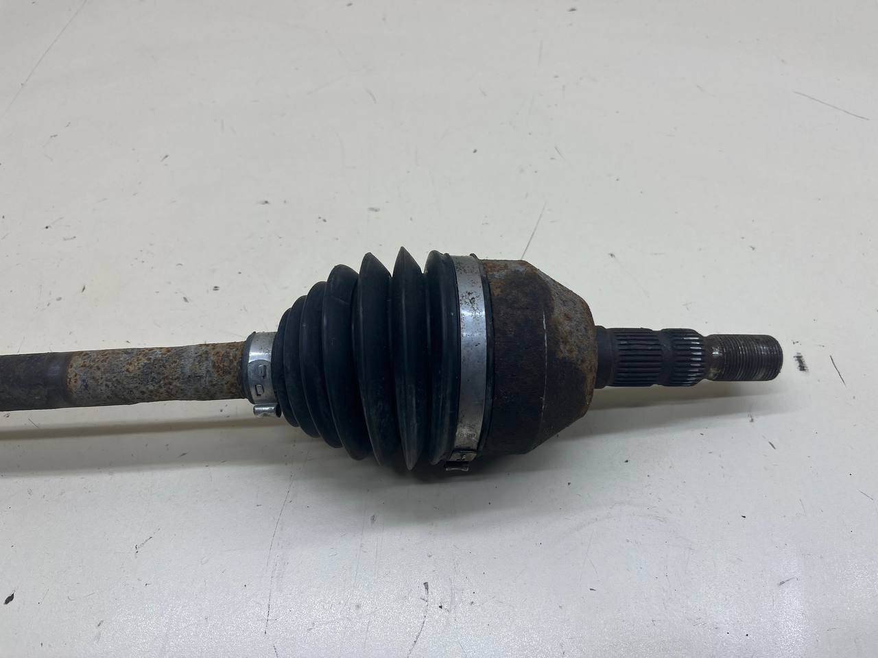 Полуось передняя правая Chevrolet Cruze (J300) 2009-2016