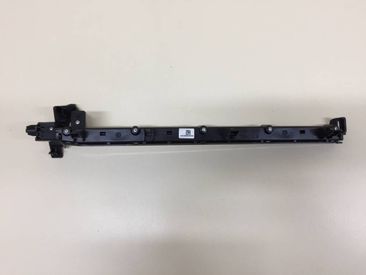 Накладка (кузов внутри) Kia K5 (DL3) 2019>