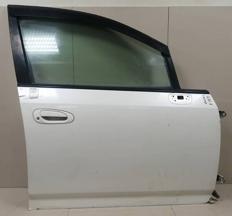 Дверь передняя правая Honda Stream 2000-2006