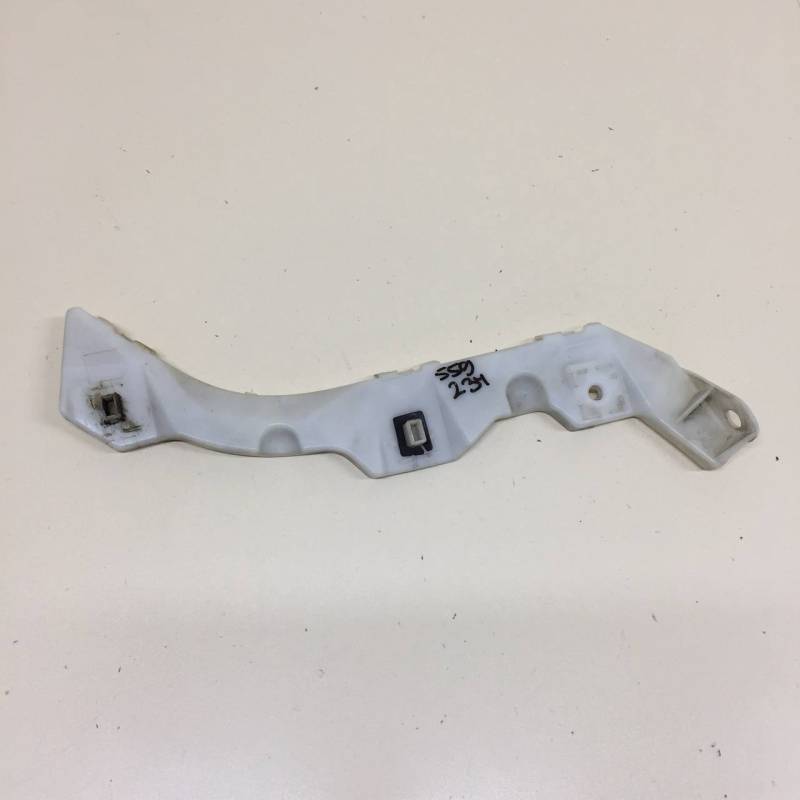 Кронштейн заднего бампера правый Mazda Mazda 6 (GG) 2002-2007