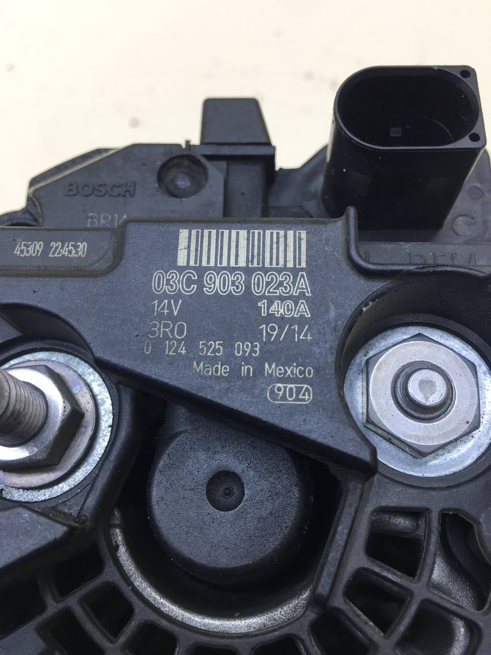 Генератор Volkswagen Jetta (A6) 2010-2019 Генератор Volkswagen Jetta (A6) 2010-2019