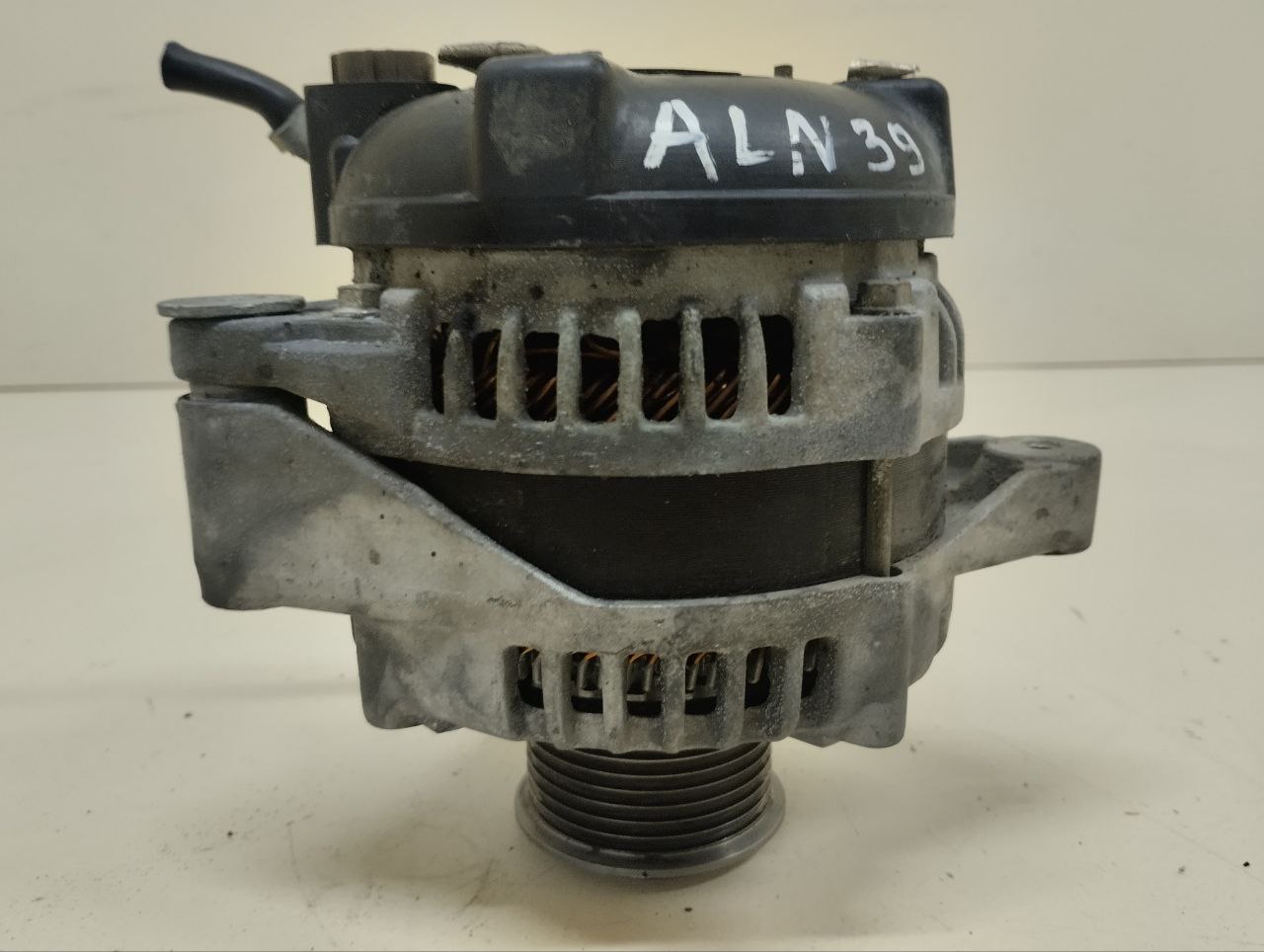 Генератор Toyota Land Cruiser Prado (J150) 2009-2022 Генератор Toyota Land Cruiser Prado (J150) 2009-2022
