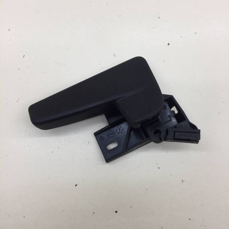 Ручка открывания капота Volkswagen Polo (MK5) 2011-2020 Ручка открывания капота Volkswagen Polo (MK5) 2011-2020