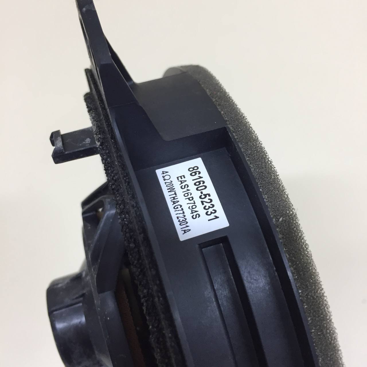 Динамик Toyota Rav 4 (XA40) 2013-2019 Динамик Toyota Rav 4 (XA40) 2013-2019