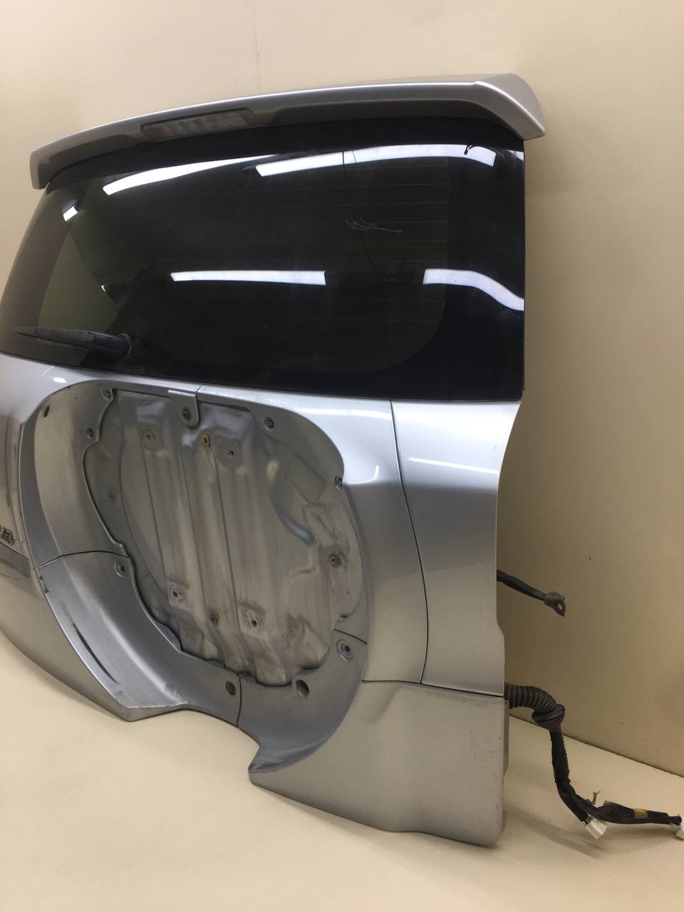 Дверь багажника со стеклом Toyota Rav 4 (A30) 2006-2013