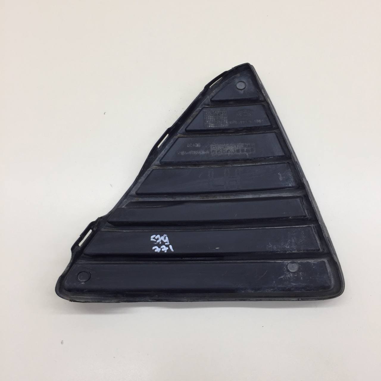 Решетка в бампер левая Ford Focus 3 2011>