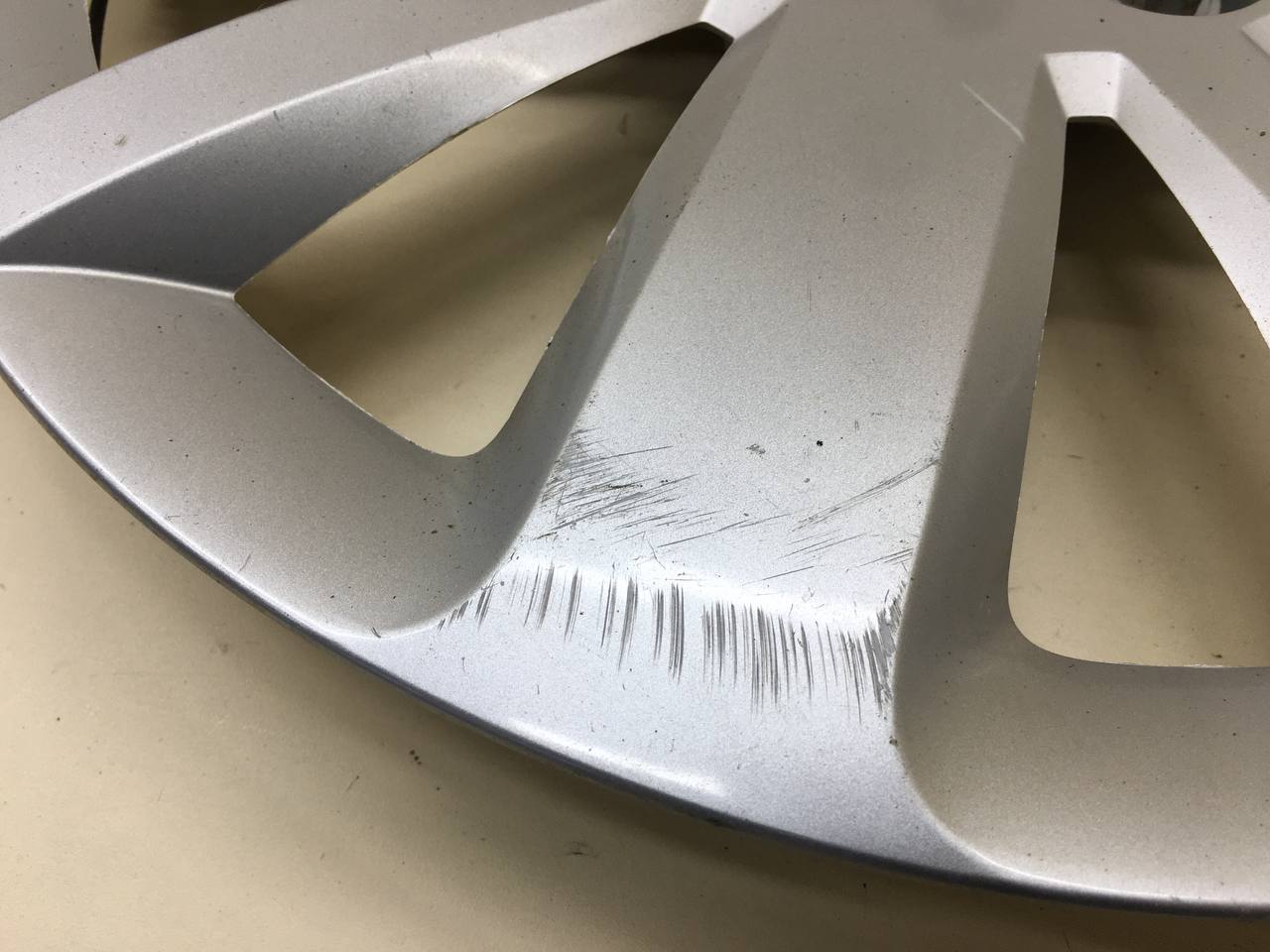 Колпак декоративный Chevrolet Cruze (J300) 2009-2016