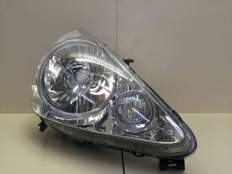 Фара правая Honda Jazz (GD1, GD5, GE2, GE3) 2001-2008