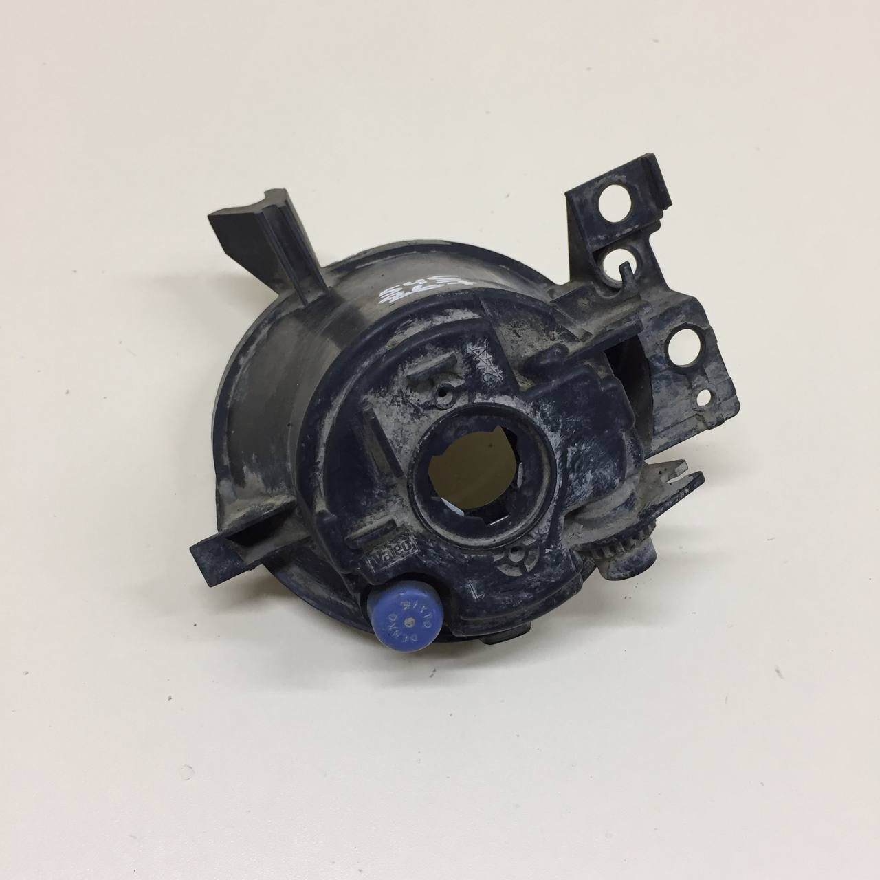 Фара противотуманная левая Volkswagen Touareg (7L) 2002-2010