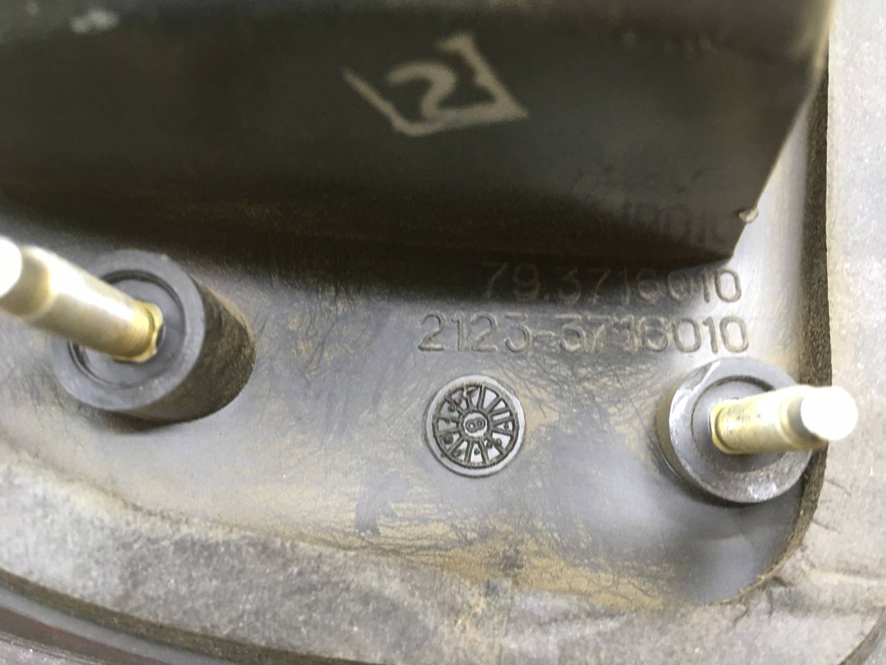 Фонарь задний правый Chevrolet Niva 2002-2009