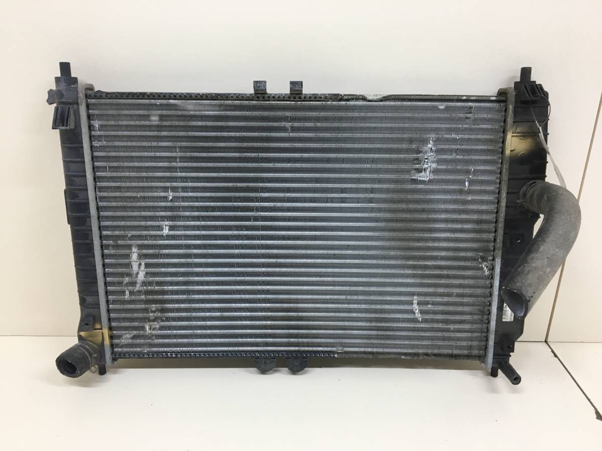 Радиатор охлаждения двигателя Chevrolet Aveo T250 2005-2011