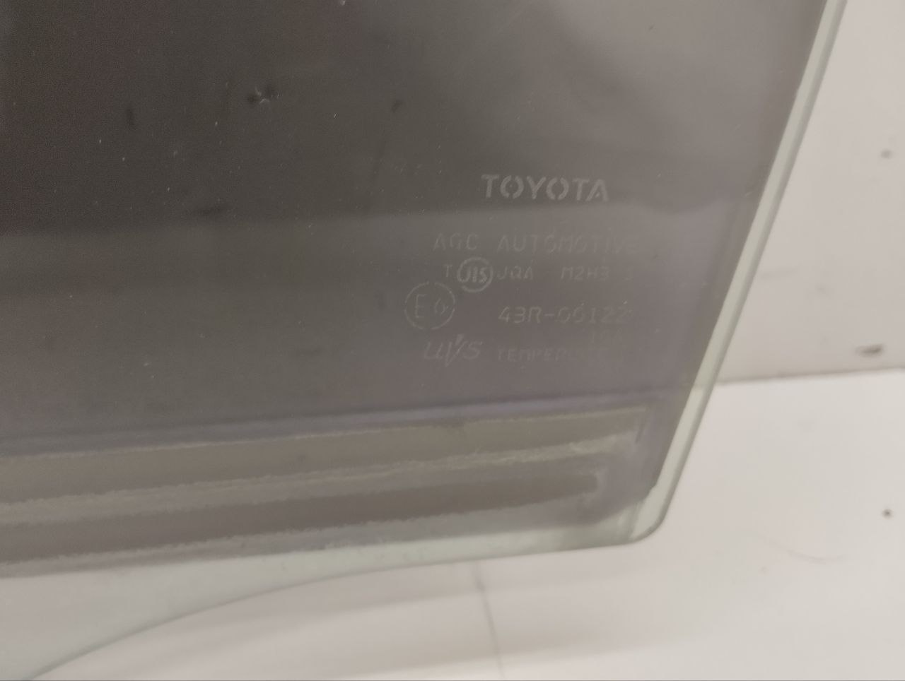 Стекло двери задней левой Toyota Rav 4 (A30) 2006-2013