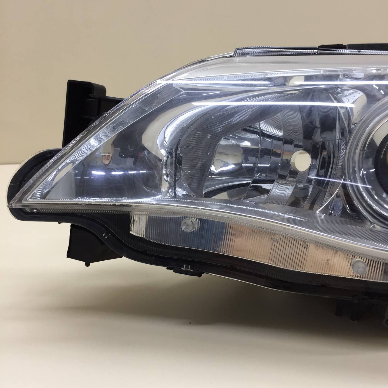Фара левая Subaru Impreza (G12) 2007-2012