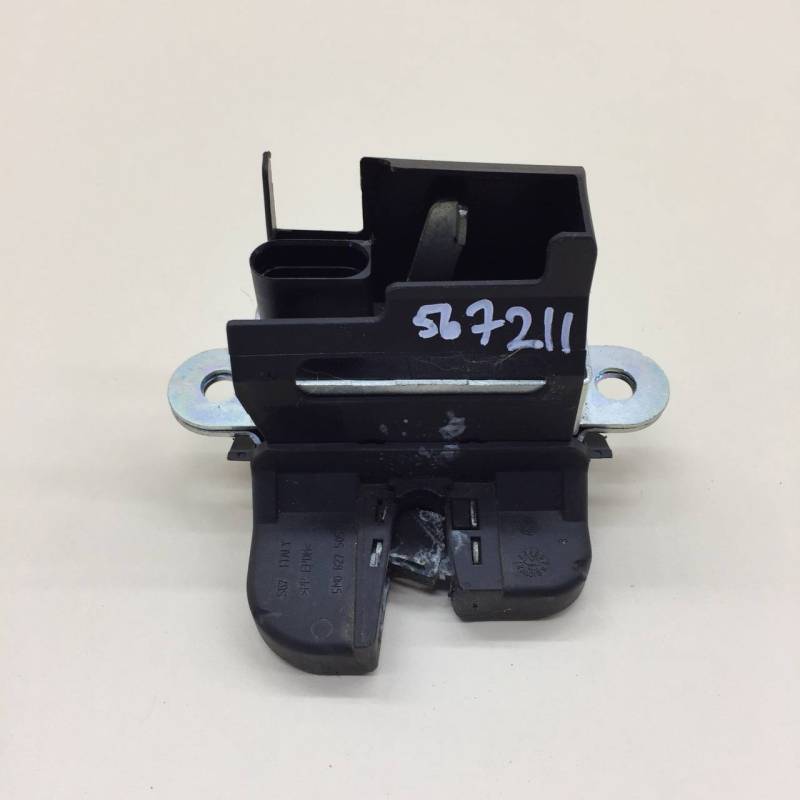 Замок багажника Volkswagen Tiguan (5N1) 2007-2011 Замок багажника Volkswagen Tiguan (5N1) 2007-2011