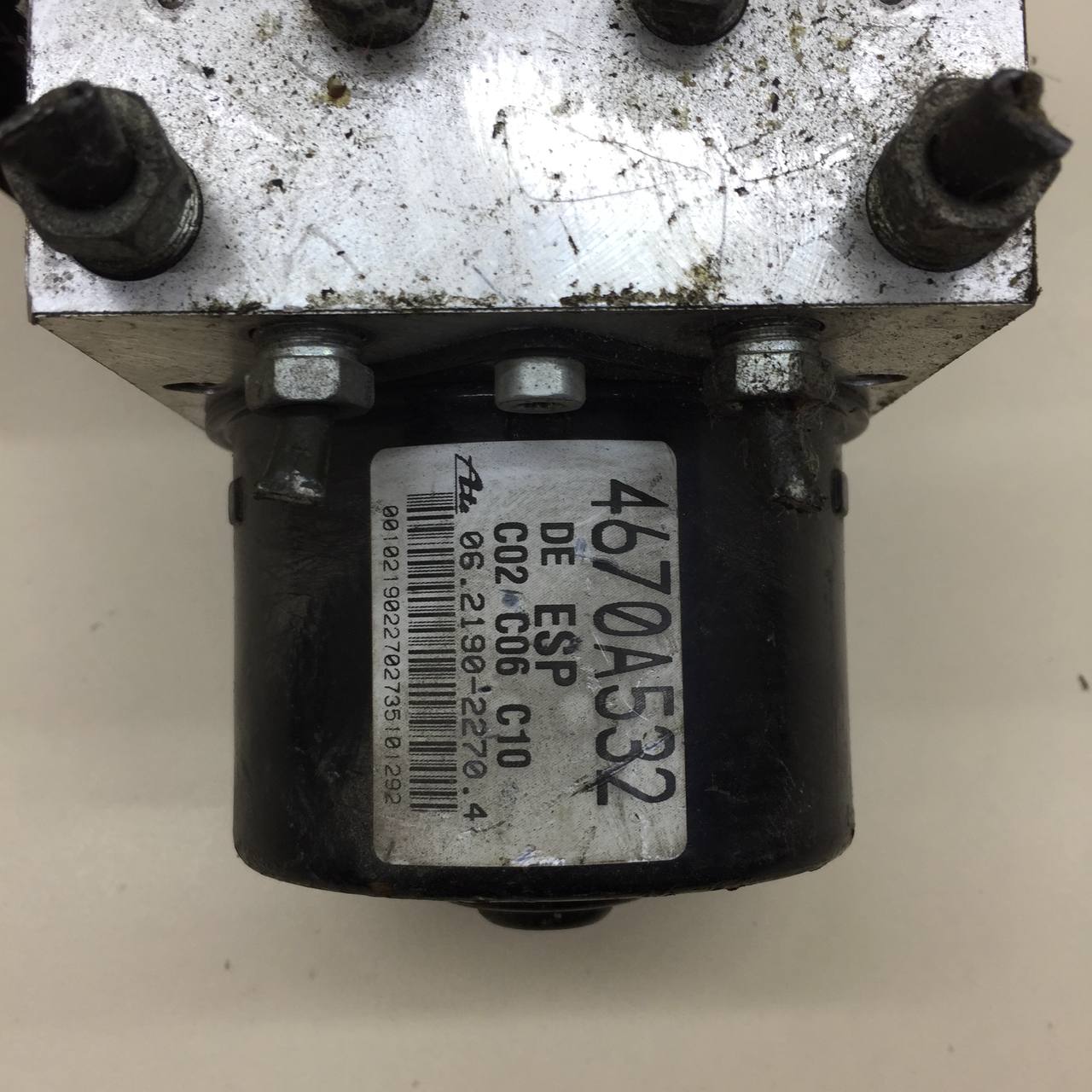 Блок ABS (насос) Mitsubishi Outlander XL (CW) 2006-2012