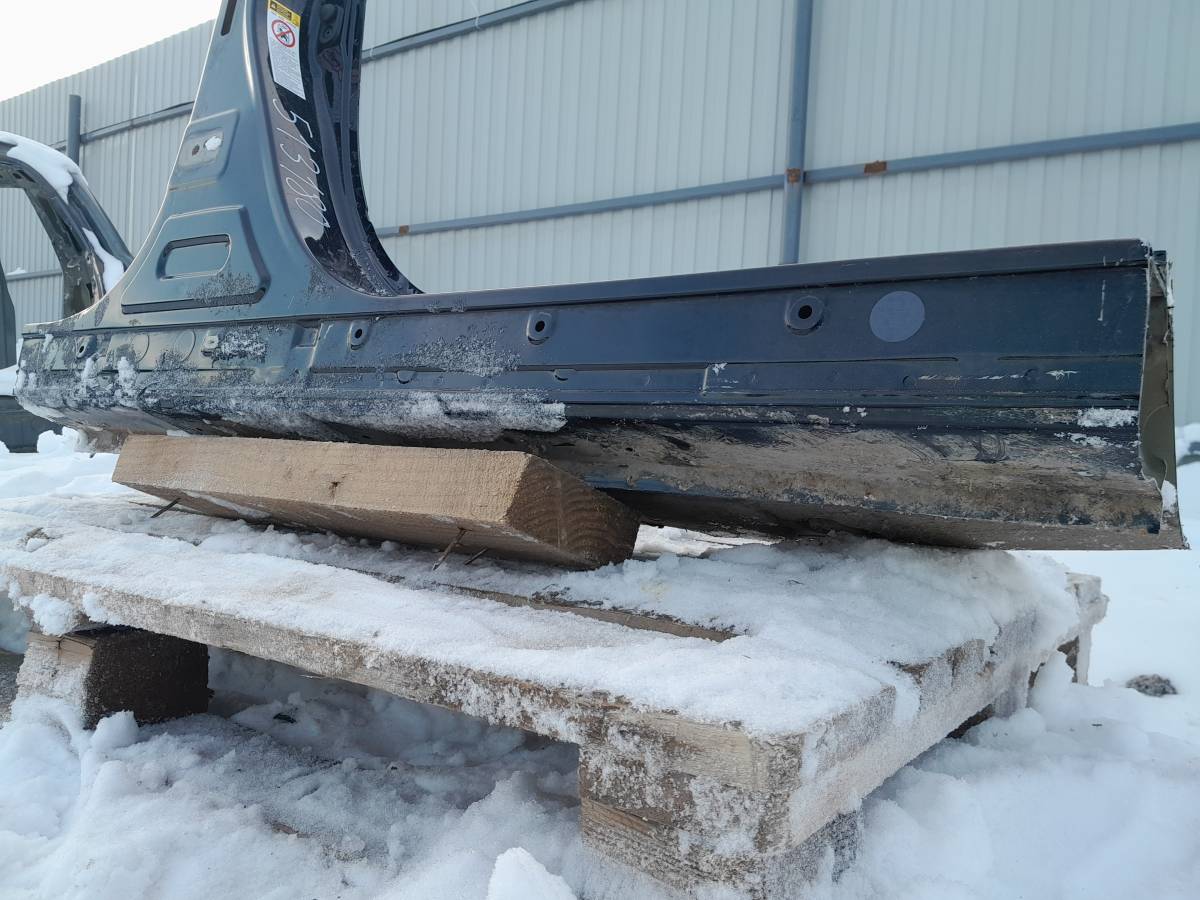 Порог со стойкой правый Toyota Camry (XV50) 2011-2017 Порог со стойкой правый Toyota Camry (XV50) 2011-2017