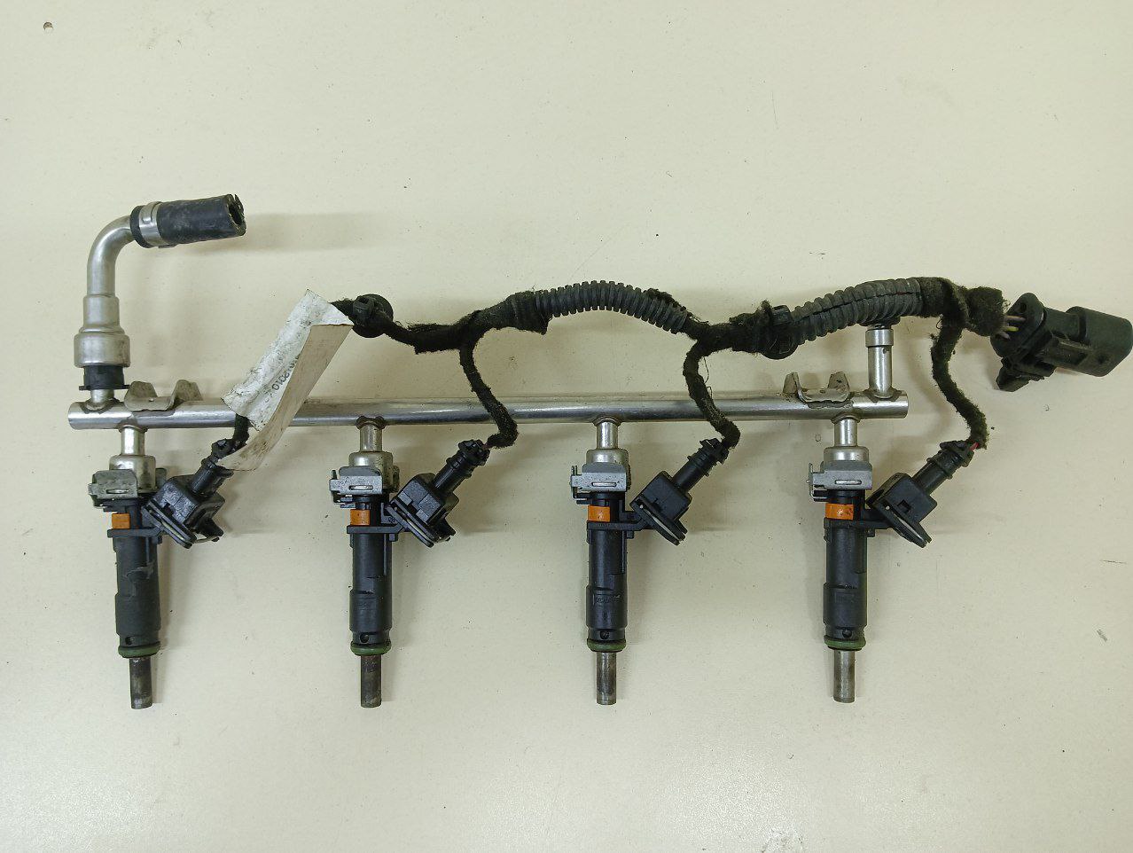Рейка топливная (рампа) Chevrolet Cruze (J300) 2009-2016 Рейка топливная (рампа) Chevrolet Cruze (J300) 2009-2016