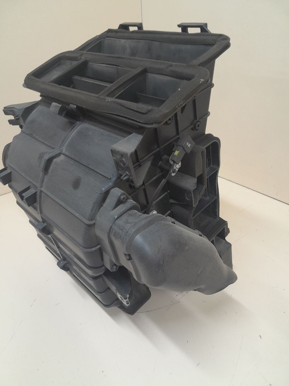 Корпус отопителя Hyundai Starex H1/Grand Starex 2007> Корпус отопителя Hyundai Starex H1/Grand Starex 2007>