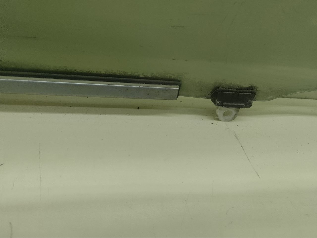 Стекло двери передней левой Toyota Rav 4 (A30) 2006-2013