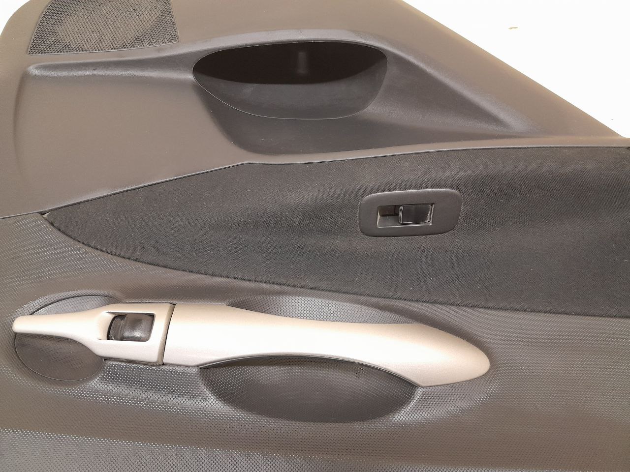 Обшивка двери задней левой Toyota Auris (E150) 2006-2012