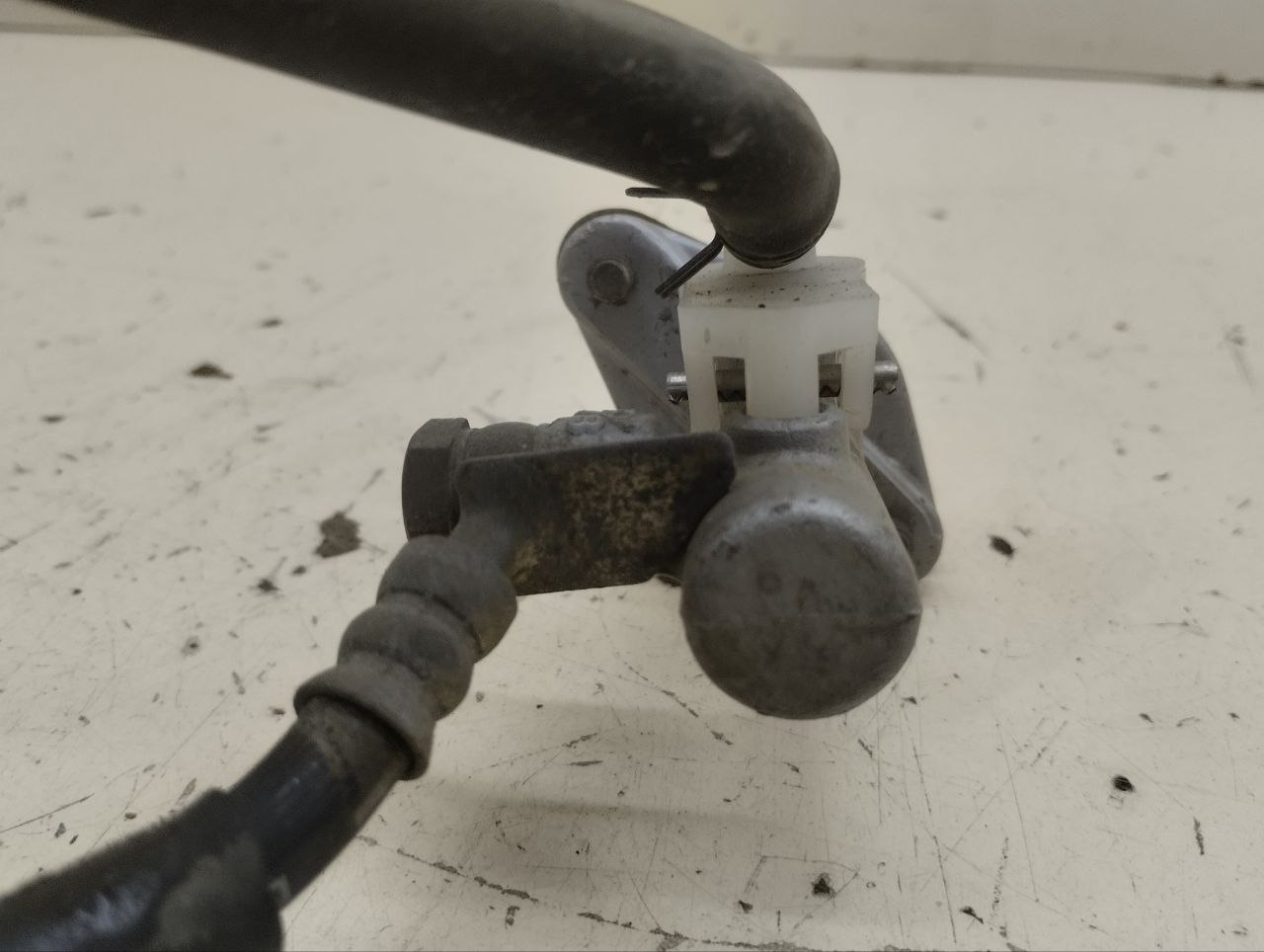 Цилиндр сцепления главный Mitsubishi Lancer 9  (CS/Classic) 2000-2011