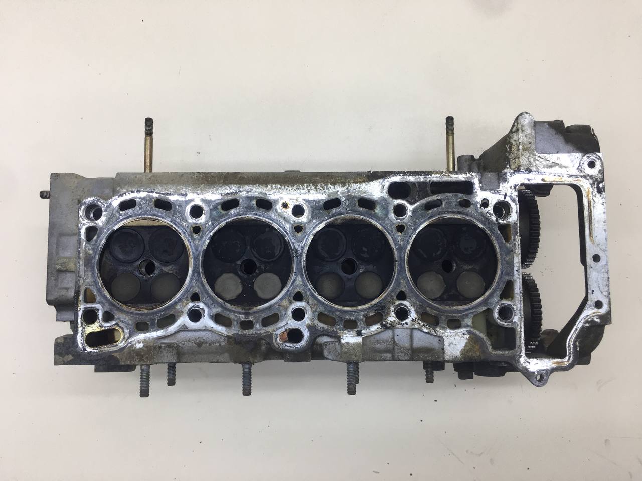 Головка блока цилиндров Nissan Almera (N16) 2000-2006