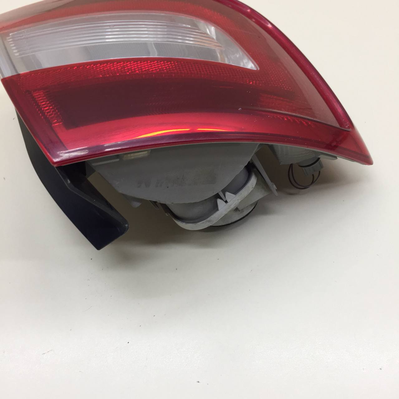 Фонарь задний левый Skoda Rapid 2012-2020