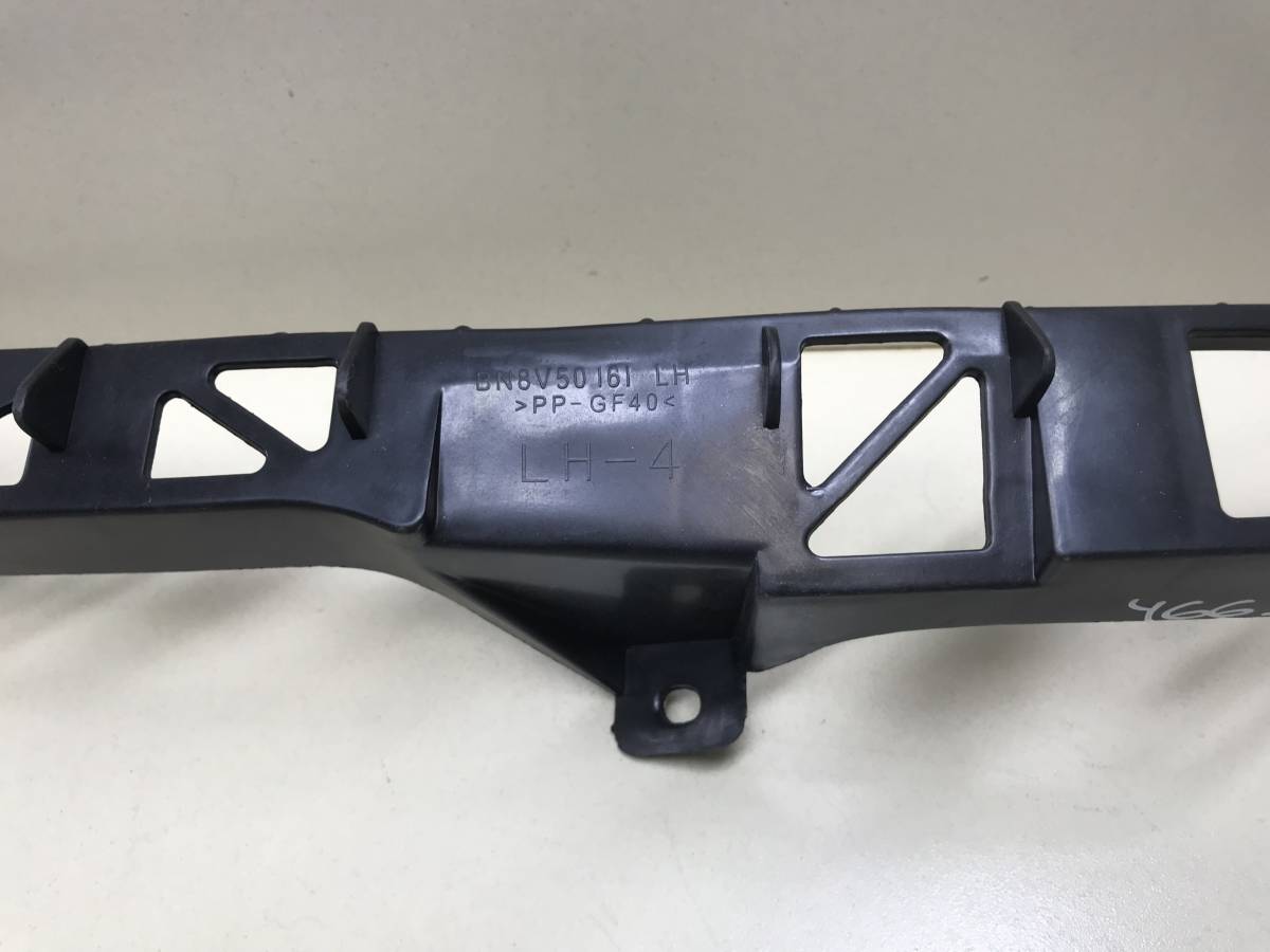 Кронштейн фар левый Mazda Mazda 3 (BK) 2002-2009