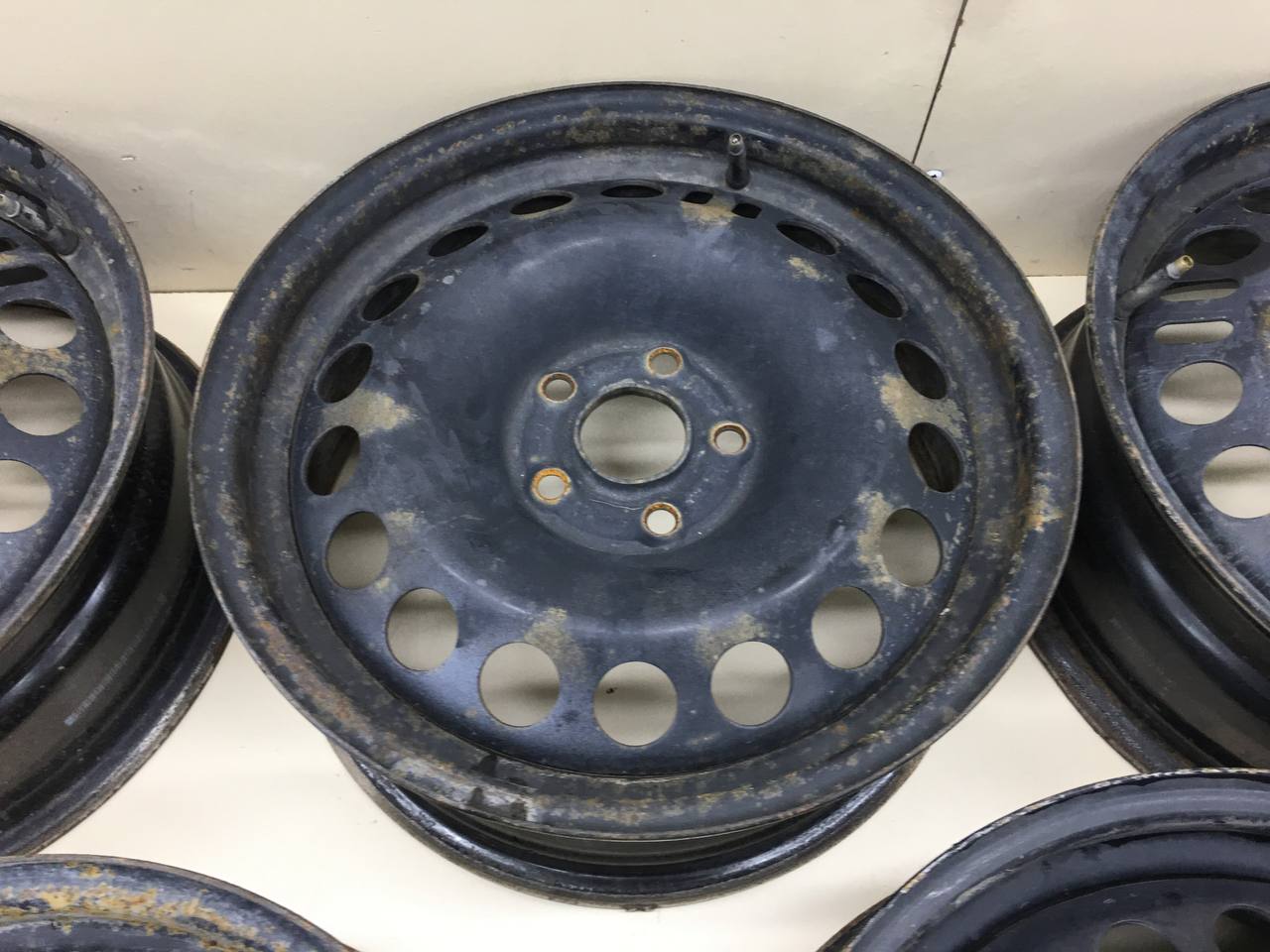 Диски к-кт R16 Штампованные