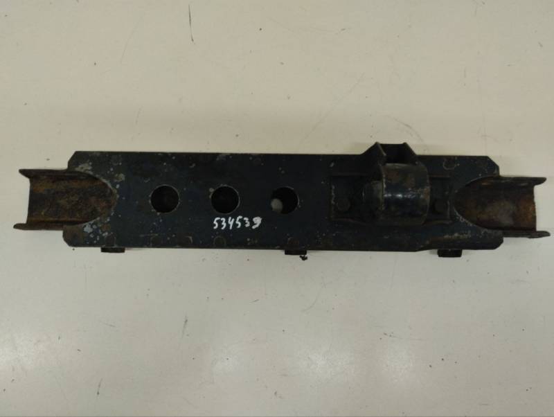 Балка передняя поперечная Mitsubishi Pajero/Montero Sport (K9) 1997-2008
