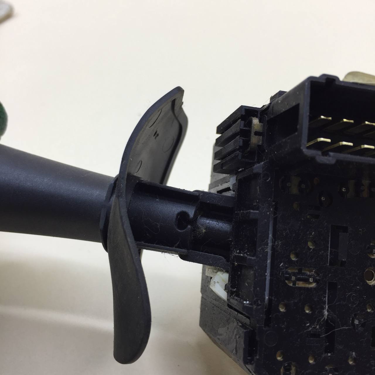 Переключатель стеклоочистителей Renault Duster (HSA, HSM) 2012>