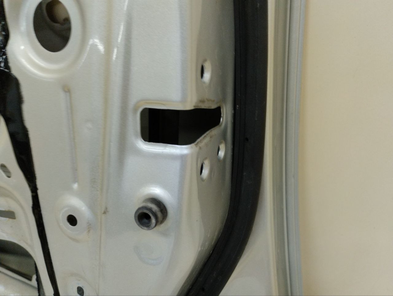 Дверь передняя правая Toyota Auris (E150) 2006-2012 Дверь передняя правая Toyota Auris (E150) 2006-2012