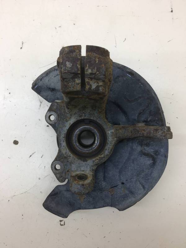 Кулак поворотный передний правый Volkswagen Polo (MK5) 2011-2020